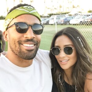 Matte Babel Instagram - Pause for a good pic and tell her how much you love her before admitting you forgot the wristbands….