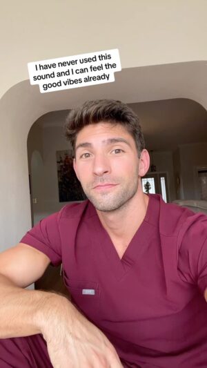 Matthew Andrews Instagram - It’s going to be a great month!! 

#1stofthemonth #nurse #reels #creators