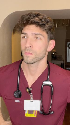 Matthew Andrews Instagram - Excuse me do you work here? 

#nurse #work #wearfigs #instagram