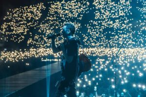 Matthew Bellamy Instagram - Beautiful night in Marseille, ❤️😘