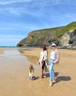Matthew Bellamy Instagram - Beach day, Cornwall 🏖️