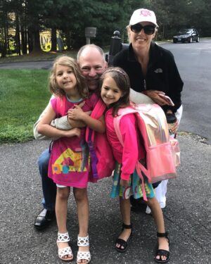 Matthew Berry Instagram - 1st day of Kindergarten ..... last day of 6th grade. ❤️❤️ @bethberry5