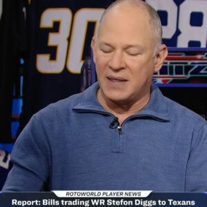 Matthew Berry Instagram - Matthew Berry thinks Houston’s elite offense will open up more opportunities and touchdowns for Joe Mixon.

#NFL #FantasyFootball