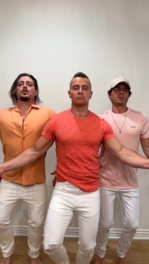 Matthew Lawrence Instagram - Did you know male flamingos dance to impress their mates.🦩🤣 #bro #siblings #family #dance #mates #spring #pink #fyp #foryou #foryoupage