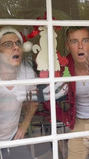 Matthew Lawrence Instagram - #MeleKalikimaka Join us for a very special #podcast this week! #Christmas #Vacation #rewatch party! Happy holidays! 🎅🏽🎄🤣