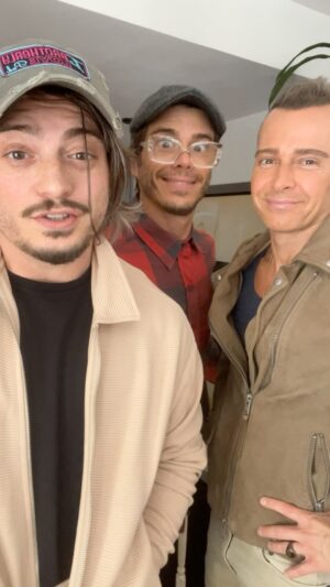 Matthew Lawrence Instagram - Maybe all three of us are the idiots 😂#work #bros #fun #nonstop #podcast