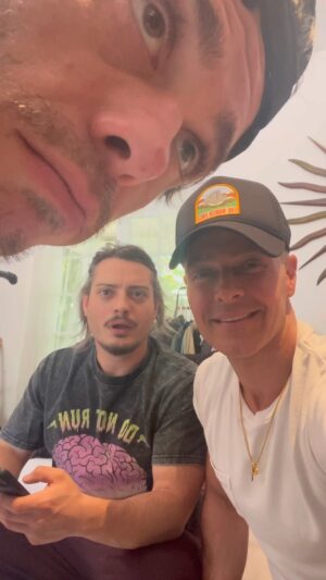 Matthew Lawrence Instagram - Are #pants even necessary #bros #brilliant ideas 💡