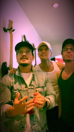 Matthew Lawrence Instagram - Ask me about my #datenight #curiosity #bros 😳🫠🤣