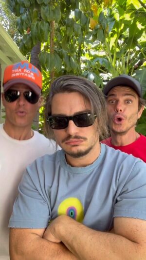 Matthew Lawrence Instagram - Heading into #monday #motivation #newweek 😎👹