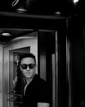 Matthew Postlethwaite Instagram - Birthday Celebrations In NYC! 
Thank you to the @rosewoodthecarlyle for kicking off my birthday. I had the best time In New York.

Swipe to the end for the shirtless content…

📸: @grantlegan 
(Truly a talent!)