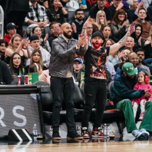 Matthew Santoro Instagram - Photo dump from a big night 👀 #courtside 📸: @nelcam