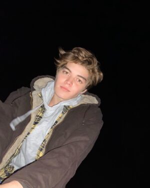 Matthew Sato Instagram - It’s too cold ... and I’m in LA