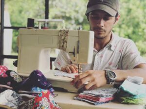 Matthew Underwood Instagram - Like many of you, I found myself feeling anxiety as this pandemic started rolling in and that feeling was only compounded by a feeling of helplessness as I couldn’t find a way to get involved.

I’ve found my outlet though- Making masks to donate to my community. They’re not difficult to make and you can do it while socially distancing.

There are a Ton of people who need the help of the makers out there. Pull out your grandmas sewing machine and make masks, reunbox the 3D printer you got for Christmas but stashed in the garage 2 years ago and start making swabs, you can even pullout a pair of scissors and cut some fabric to give to someone who knows how to sew if you don’t.

Cool idea: Make a poster showing your support for first responders, medical peeps, firefighters, police, essential workers or all of the above and put it in your window for them to see as they drive home. You might not know the retired RN that volunteered to help even though they’re at the highest risk and they could live 3 doors down.

Don’t be bored right now.

Your community needs you. Your country needs you. The whole world is counting on one another at this very second.

Don’t be bored.