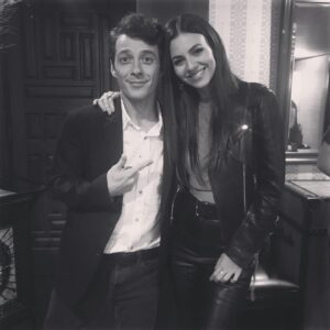 Matthew Underwood Instagram - This GORGEOUS lady right here absolutely Stunned me when she walked in the door to the reunion. If I hadn’t known her since we were wee little tikes, it probably would’ve been mucho difficult to keep myself from stumbling like a middleschool kid with a crush!

@victoriajustice #GrowUpGlowUp #Zoey101 #LolaAndLogan #Zoey101Reunion #StopStaringMatt
