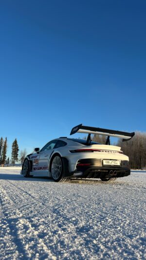Matthias Malmedie Instagram - GT3 RS auf Eis.
Kommt Ihr nächstes Jahr mit?