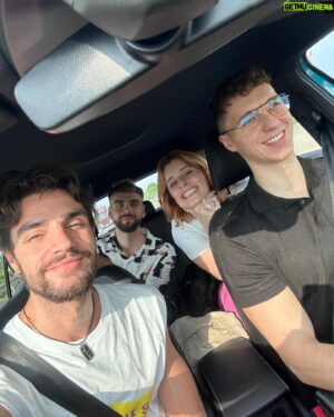 Matúš Okajček Instagram - Už druhý rok s @h3knisa a geniálne zakončenie v mojom rodnom meste 🙌🏻. Už od úplného začiatku je to môj najobľúbenejší projekt, ktorý má obrovský potenciál a teší sa zo skvelej odozvy stredných škôl z celého Slovenska. Vidíme sa 🫵🏻 v školskom roku 2023-2024 🔥🔥🔥🫶🏻