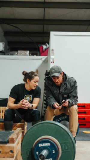 Maude Charron Instagram - final olympic qualifier loading....

who's ready 🙋🏼‍♀️

#powerandgraceperformance #makelifts #athlete #weightlifting #family