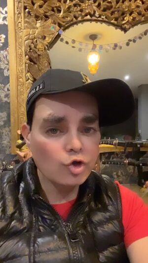 Mauricio Islas Instagram - ¿Tú qué haces cuando estás triste, decepcionada o decepcionado? Aquí el Niño Mau te dice que hacer #family #fun #video #love