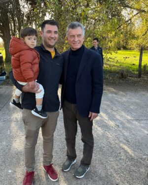 Mauricio Macri Instagram - Llegamos a Venado Tuerto @carolosada