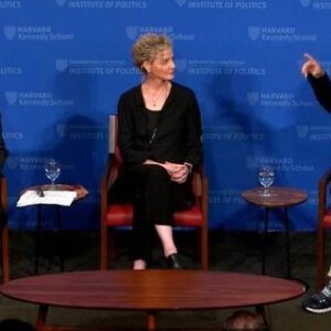 Mauricio Macri Instagram - Quiero agradecer a las autoridades del Instituto de Política de la Universidad de Harvard, al David Rockefeller Center for Latin American Studies y a todos los alumnos que se acercaron a mi charla. Fue un gusto conversar hoy. Gracias