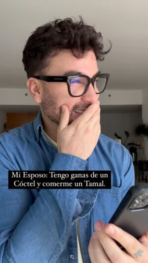 Mauricio Mejía Instagram - Sin lentes 🔥 con lentes 😜 (por andar de mal pensado 🤪) #humor #sinlentes