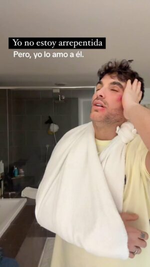 Mauricio Mejía Instagram - Pedir perdón o pedir permiso? #humor