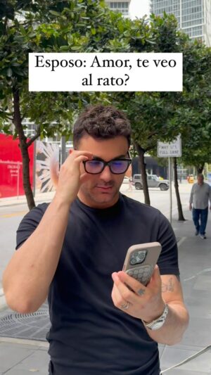 Mauricio Mejía Instagram - Ay lo hice otra vez, mis lentes 😂🤣