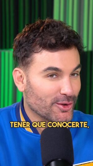 Mauricio Mejía Instagram - De verdad conocemos a nuestra pareja? #amigos 
Video completo, arriba el link ☝🏼