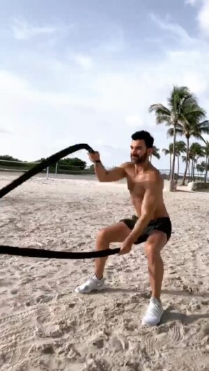 Mauricio Mejía Instagram - Con esta cuerda te voy amarrar pa’ que no te me vayas 💥