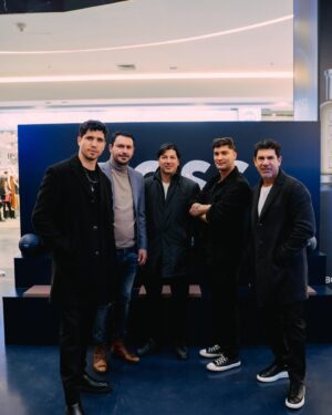 Mauricio Pinilla Instagram - Aquí en el lanzamiento del #BOSSBottledTriumph @boss , linda experiencia ser parte de esta campaña y conocer esta increíble fragancia que les invitó a conocer. #beyourownboss