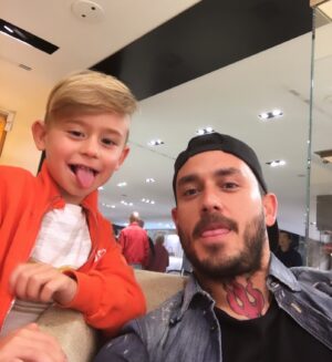 Mauricio Pinilla Instagram - En una tarde de relax elegimos esta como una de nuestras favorita 👅🤩❤️