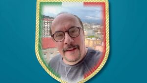 Maurizio Casagrande Instagram - Dopo trentatre anni arriva il terzo scudetto. Tre , tre , tre….. tre volte tre e tre è il numero perfetto come questo scudetto. Ditemi voi!