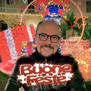 Maurizio Casagrande Instagram - Non credo di sbagliare se dico:
BUON NATALE A TUTTI 😊

#Natale #buonnatale #natale2021 #videodivertenti #ridere #buonefeste