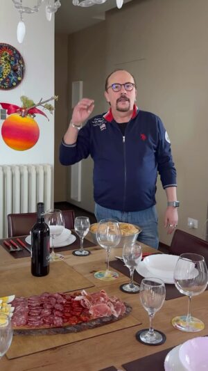Maurizio Casagrande Instagram - Buona Pasqua a tutti… cioè, quasi tutti 😊