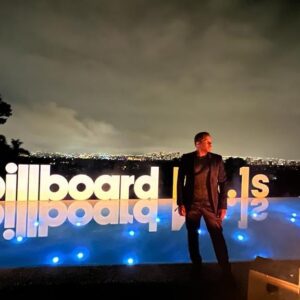 Mauro Castillo Instagram - I had a blast @billboard  thanks for the invitation./ gracias por la invitación amigos! Me divertí. Abrazos a la gran @lelepons y @official_therose un abrazo también al talentozo @venestimusic y @milobeat____ que no los tengo en pics pero viene con viaje. Patapataa @marcellacpr. #billboards2023 : #BillboardNo1s #billboard #maurocastillo