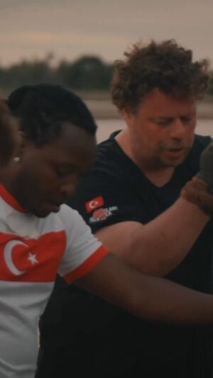Max Bendo Instagram - 💧Çağlar abi killi toprağa sinirleniyor.

📺 #SuSavaşları, yeni bölümleriyle her Pazar saat 20.00’de TRT Belgesel’de.

#yenibölüm #kenya #burangi #susavaslari #waterwalk #fragman #TRTBelgesel #afrika #sukuyusu #keşfet