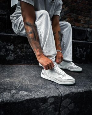 Max George Instagram - Defo chilling after the football last night! Wearing @skechers_uk Court Classics. Comfy as! Link in my story👊🏻 #AD #Skechers