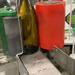 Max Giermann Instagram - Mein neuestes Projekt ist am Start! Und es ist eins mit viel Herzblut. 
Zusammen mit meinem Freund Thomas Walz habe ich einen Gutedel gemacht. Gutedel ist eine uralte weiße Rebsorte, die hierzulande fast ausschließlich in Südbaden angebaut wird. Sozusagen eine Spezialität meiner Heimat. 
Ich würde mich freuen, wenn Ihr auf unserer Seite @gier_auf_wein 
oder unter gier-wein.de vorbeischaut (ab 18) und bin gespannt auf Euer Feedback! Cheers!

@gier_auf_wein @weingut_walz 
#wein #weisswein #heimatliebe #gutedel #markgräflerland #baden #badischerwein