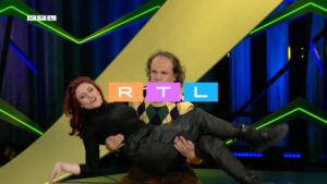 Max Giermann Instagram - Heute Doppelfolge Frei Schnauze ab 22:20 bei RTL! 

#freischnauze @rtl_com 
@tahnee @larissariess @olafschubert_offiziell @rick_kavanian @carolinemariafrier @simonpearcecomedy @jan_fun_weyde