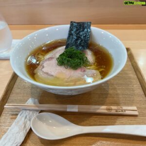 Max Matsuura Instagram - 飯田商店。
噂には聞いてましたが、ここまでうまいとは恐れ入りました！

#飯田商店
#ラーメン
#湯河原