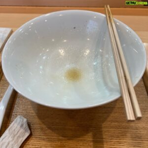 Max Matsuura Instagram - 飯田商店。
噂には聞いてましたが、ここまでうまいとは恐れ入りました！

#飯田商店
#ラーメン
#湯河原