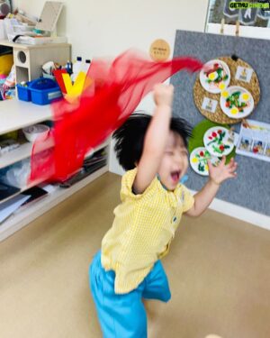 Maxi Lim Jun Liang Instagram - In honouring mothers, The Little Skool-House is having an island wide celebration on 6th and 20th May! Families are invited to its 20 centres for some bonding activities! There’s storytelling sessions, sports and planting activities for your preschoolers and even *talks sharing common skin problems in children such as Eczema & nutrition tips in addition to receiving free snack and skincare samples*^! Click on the link on my bio to reserve your spot! 

#littleskoolhouse