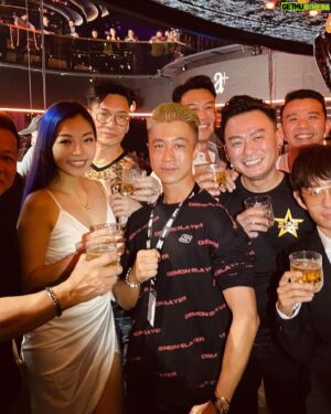 Maxi Lim Jun Liang Instagram - It is a satisfying feeling to reach the end of a task with the feeling of duty fulfilled and receive the accolades and respect of all my friends, teammates, the admiration of the people I love. To hear my name spoken with pride, the pride of having seen the obstacles and the opportunity of growth, the price of being able to face life’s ups and downs and fight. 

Apologies on not being able to get the W last evening. I went the distance but lost on points. Felt I lost the battle but won the war, the war that is within myself. I was fat and out of shape last year and perhaps a fight is what I needed. Took the risk and challenged a coach with only 5 months of training.

Thank you to my @evolvemma team, my coaches @drian.francisco @danialj_lil for cornering and coaching me. The Evolve media guys, y’all are tip top. And my boxing comp teammates. Those that I’ve sparred with and gave me so much tips, y’all know who you are. ❤️

To my S & C team @starfitnessgroup @fabulousaesthetics Thank you for building a body that is ready for war. 💪🏻

To my dear sponsors @chargesg @tbginteriordesign thank you for the trust you placed in me with your brands. I am grateful. 

Thank you @theringwhitecollarboxingshow for this once in a lifetime opportunity to experience fighting in a main event at such a spectacular locale @marqueesingapore . The theatrics and organisation for fighters were superb from start to finish. Shoutouts to @dzulfadly_jaffar_dj and @christianjcorrigan for your hardwork! And @christian again for fighting while working!

To my opponent @stayhardyyy . What an honor to challenge and share the ring with you! I can only imagine how hard to train during fasting month. You have my respect. 

Lastly, Sometimes God takes you on a journey you didn’t know you needed, to bring you everything you ever wanted.

📸: @henhaomedia 

#boxing #singaporeboxing #evolvemma #martialarts #whitecollarboxing #marquee #eatbro