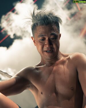 Maxi Lim Jun Liang Instagram - It is a satisfying feeling to reach the end of a task with the feeling of duty fulfilled and receive the accolades and respect of all my friends, teammates, the admiration of the people I love. To hear my name spoken with pride, the pride of having seen the obstacles and the opportunity of growth, the price of being able to face life’s ups and downs and fight. 

Apologies on not being able to get the W last evening. I went the distance but lost on points. Felt I lost the battle but won the war, the war that is within myself. I was fat and out of shape last year and perhaps a fight is what I needed. Took the risk and challenged a coach with only 5 months of training.

Thank you to my @evolvemma team, my coaches @drian.francisco @danialj_lil for cornering and coaching me. The Evolve media guys, y’all are tip top. And my boxing comp teammates. Those that I’ve sparred with and gave me so much tips, y’all know who you are. ❤️

To my S & C team @starfitnessgroup @fabulousaesthetics Thank you for building a body that is ready for war. 💪🏻

To my dear sponsors @chargesg @tbginteriordesign thank you for the trust you placed in me with your brands. I am grateful. 

Thank you @theringwhitecollarboxingshow for this once in a lifetime opportunity to experience fighting in a main event at such a spectacular locale @marqueesingapore . The theatrics and organisation for fighters were superb from start to finish. Shoutouts to @dzulfadly_jaffar_dj and @christianjcorrigan for your hardwork! And @christian again for fighting while working!

To my opponent @stayhardyyy . What an honor to challenge and share the ring with you! I can only imagine how hard to train during fasting month. You have my respect. 

Lastly, Sometimes God takes you on a journey you didn’t know you needed, to bring you everything you ever wanted.

📸: @henhaomedia 

#boxing #singaporeboxing #evolvemma #martialarts #whitecollarboxing #marquee #eatbro