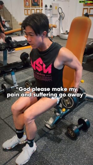 Maxi Lim Jun Liang Instagram - 1 Peter 4:12-13 💪🏻

12Dear friends, don’t be surprised at the fiery trials you are going through, as if something strange were happening to you. 13Instead, be very glad—for these trials make you partners with Christ in his suffering, so that you will have the wonderful joy of seeing his glory when it is revealed to all the world.

#starfitness #gym #workout #exercise #training