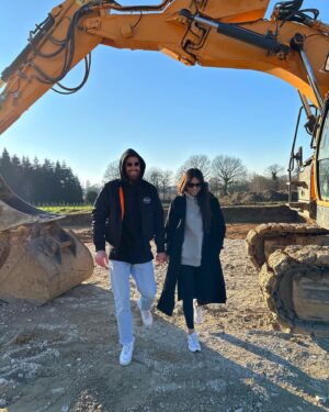 Maxime Langlais Instagram - 3 ans que nous attendons ce moment ! Et toi ton projet de construction/rénovation ça a été easy ou grosse galère ? Et pourquoi ? 🙈