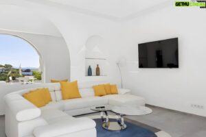 Maxime Merkouchenko Instagram - ON SALE 🚨Escape to pure luxury in Théoule-sur-Mer! This exceptional waterfront villa is a harmonious blend of elegance and natural beauty. Relax by the infinity pool, soak in stunning views, and indulge in the epitome of luxury living. 🌊✨ #WaterfrontVilla #ThéouleSurMer #LuxuryEscape

Le paradis trouvé à Théoule-sur-Mer ! Cette exceptionnelle villa en bord de mer allie parfaitement luxe et beauté naturelle. Plongez dans un bonheur absolu, entouré de vues époustouflantes et de relaxation ultime. 🌊✨ #VillaPiedDansLeau #ThéouleSurMer