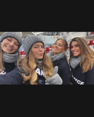 Maxime Teissier Instagram - Clap de fin sur l’aventure 🥺 des copines, de l’amour et du fun ✨je vous aime 

A très vites les girlz vous me manquez déjà 🔥😘

Grosse pensée à mon binôme @lunalacharmeoff on a les pires photos ensemble mais je t’aime 
#missfrance #missfrance2024 #misslanguedoc