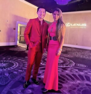 Mayling Ng Instagram - Mongal meets Shang-chi
Asian Superhero’s in the house ☄️☄️ @simuliu 
@shangchi @thesuicidesquad 
#mongal #shang-chi #dccomics #marvel at the #unforgettablegala @character.media

👗 @jennyrozhkovadesign