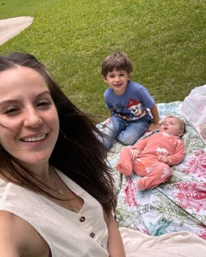 Mayra Méndez Instagram - Nuestro fin de semana 🤍 

Hoy llega papá 😍